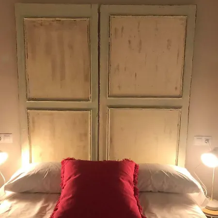 Apartment Sevilla 15 *