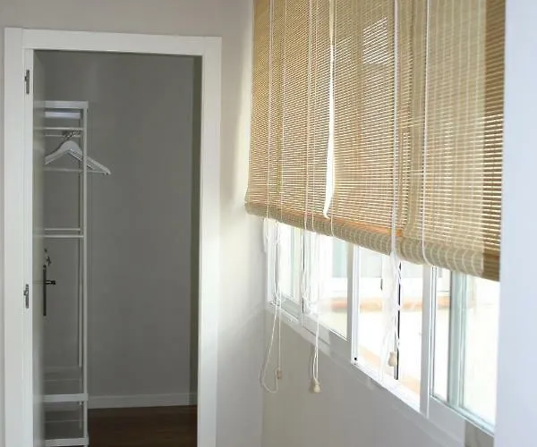 Apartment Sevilla 15 *