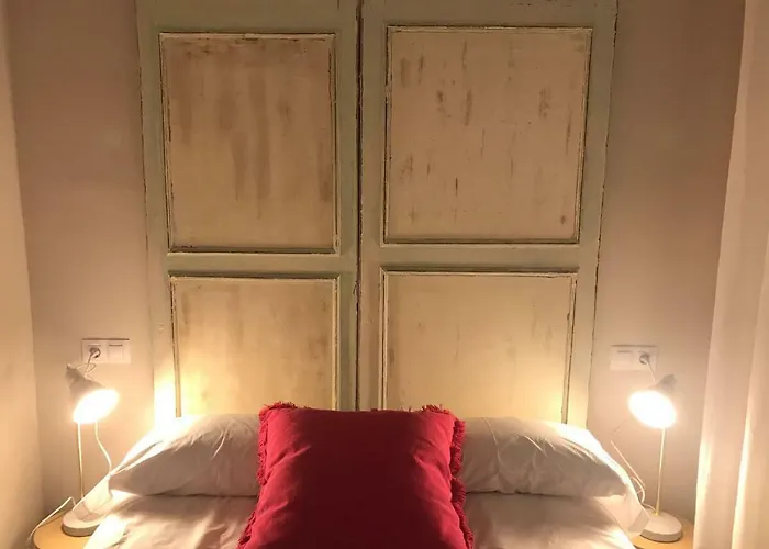 Apartment Sevilla 15 *